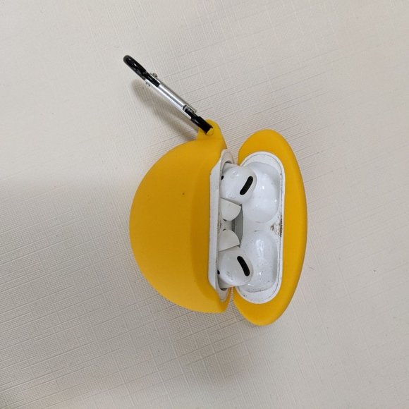 Doraemon Apple Airpods Pro Protective Case NWT NEW - Picture 2 of 4